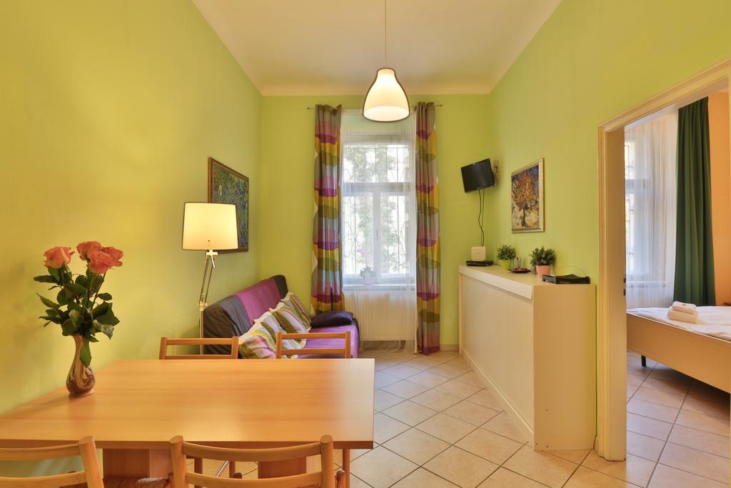 Apartment Na Kozacce 6 Πράγα Δωμάτιο φωτογραφία